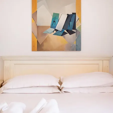 Hotel Resart Iàcomus *