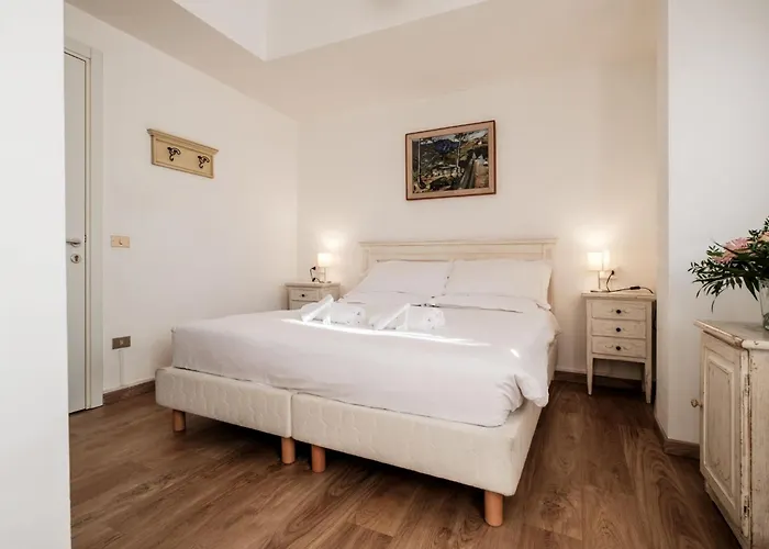 Resart Iàcomus Hotel *