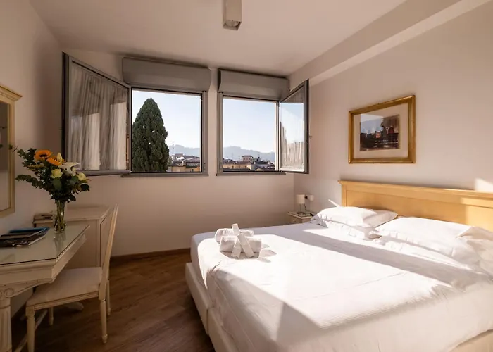 Hotel Resart Iàcomus *